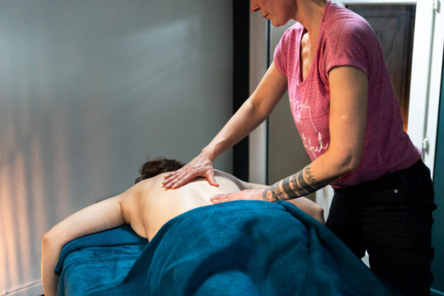 Massage Californien Lâcher-prise Les Mains de Sophie