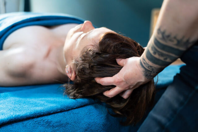 Massage Ressourçant Tête Les Mains de Sophie